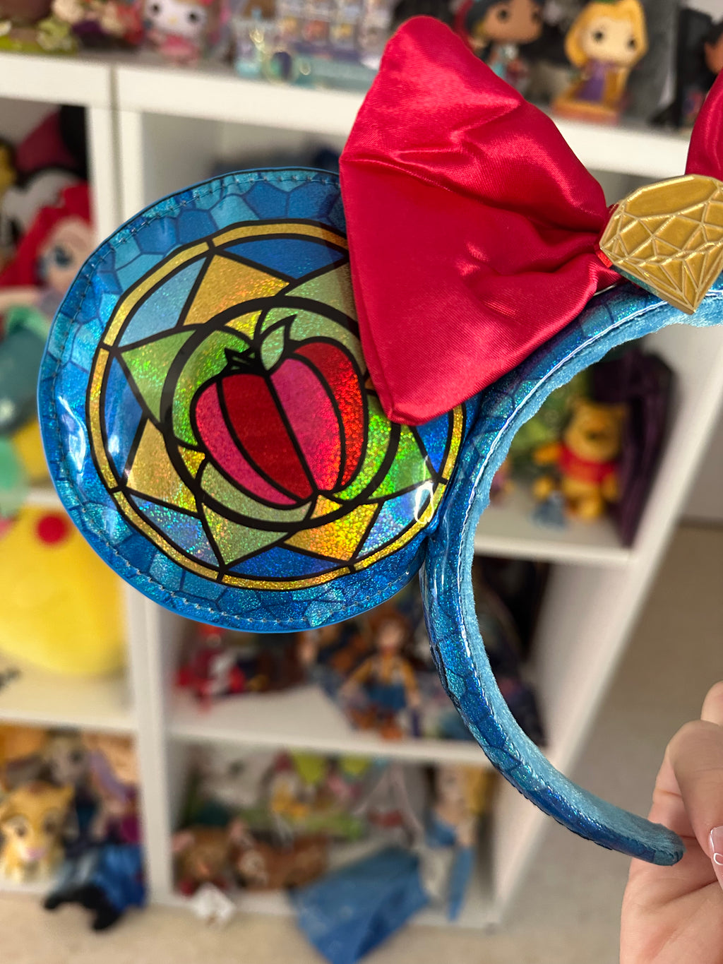 Ears blanche neige style vitrail